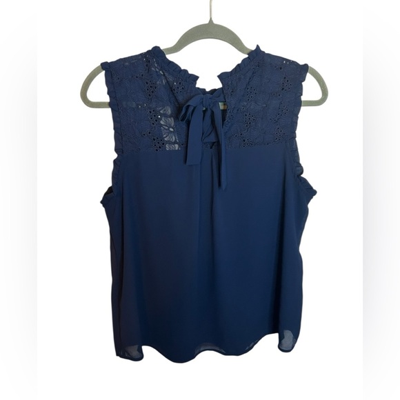 Nwt Monteau Navy Blue Floral Eyelet Blouse - Picture 2 of 5